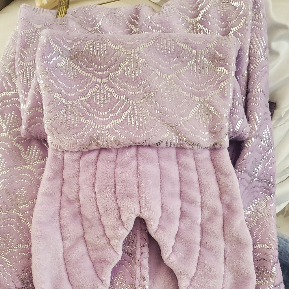Pillowfort Mermaid Tail Kids Blanket